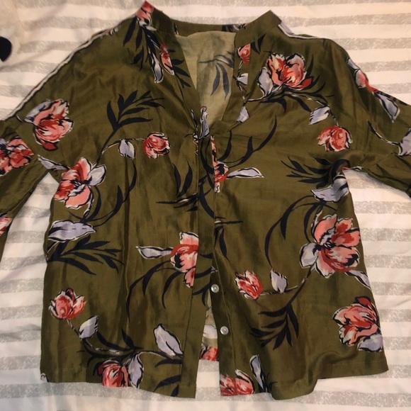 XS Vineet Bahl floral button down - Picture 2 of 9